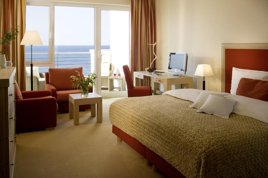 Strandhotel Dünenmeer - Adults only Dierhagen Kamer foto